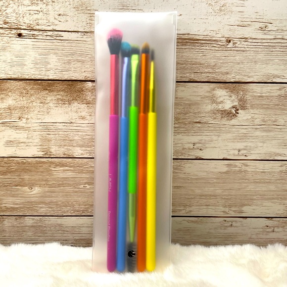 🌟HOST PICK🌟🌸LAVISH 5 Piece Neon Eye Brush Set🌸 - Picture 2 of 6